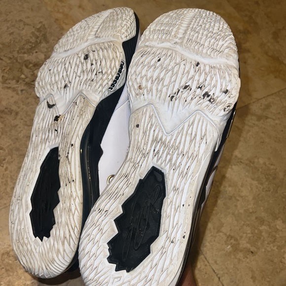 LeBron James nike shoes size 11.5 - Picture 4 of 7